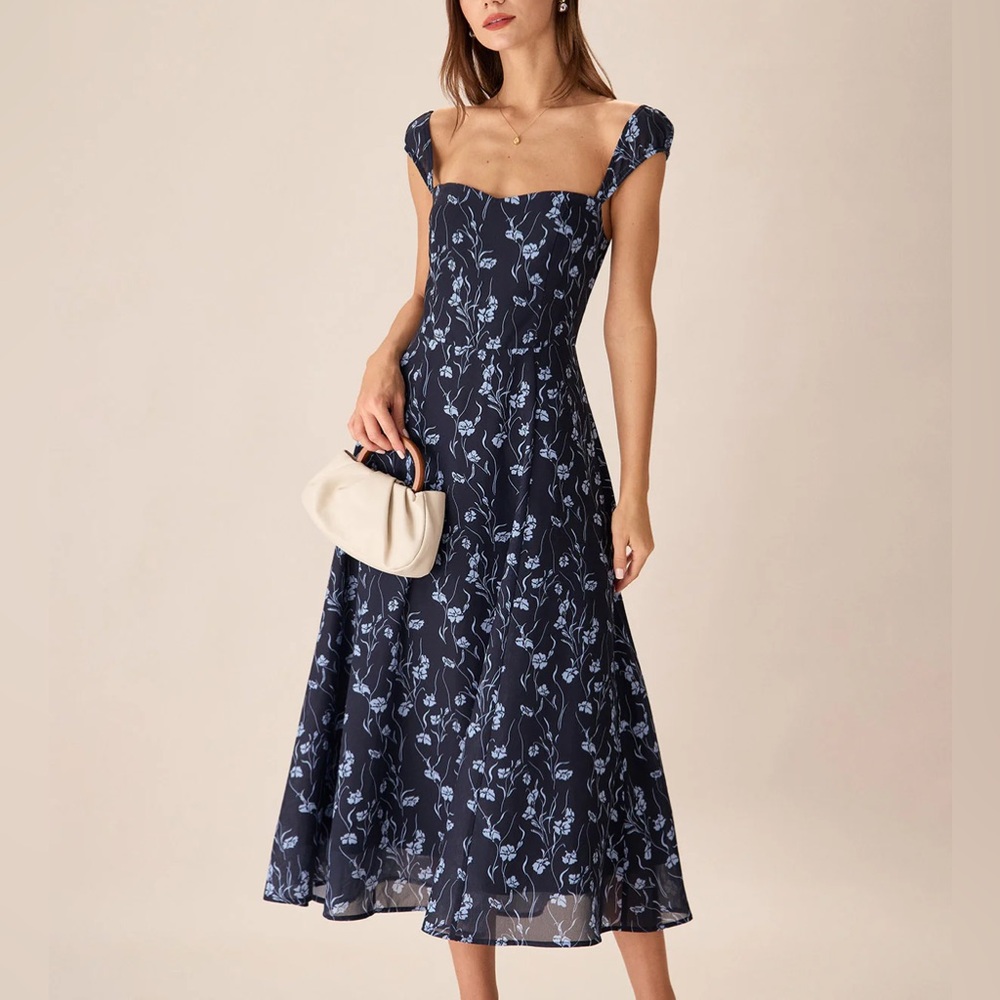 Rihoas Navy Floral Sweetheart Neck Midi Dress
